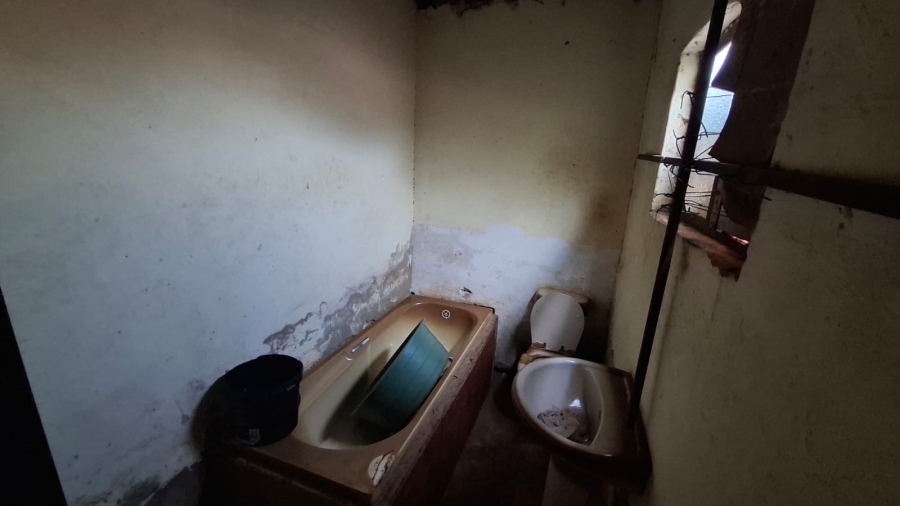 2 Bedroom Property for Sale in Ikageng North West